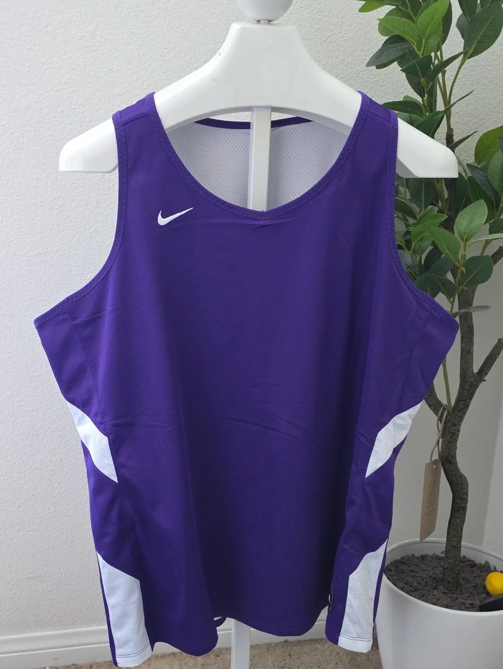 Nike Womens Size XXL Dri-FIT Reversible Basketball Practice Jersey Purple White